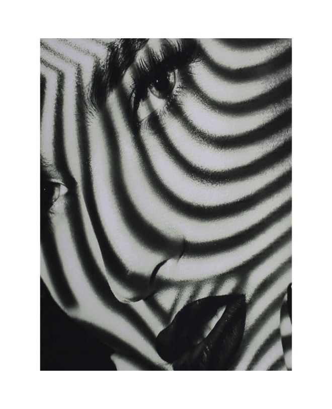 Διακοσμητικό Τοίχου Κρεμαστό Γυναίκα Ρίγες Μαύρο Βελούδο 140x170cm